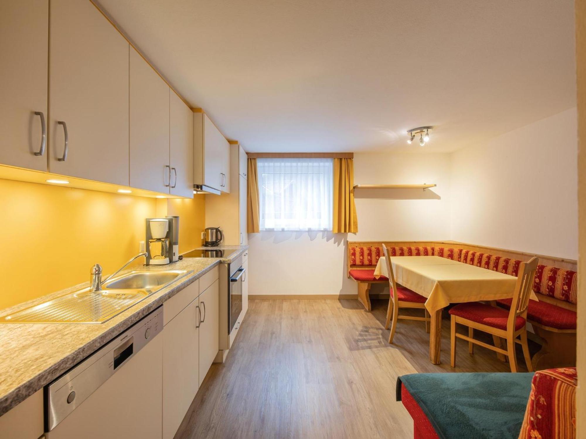 노이스티프트임스튀바이탈 Flat With Sep Entrance On Ground Floor In Neustift 아파트 외부 사진